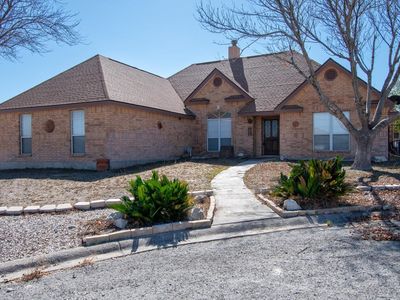 100 Fawn Dr, Del Rio, TX, 78840