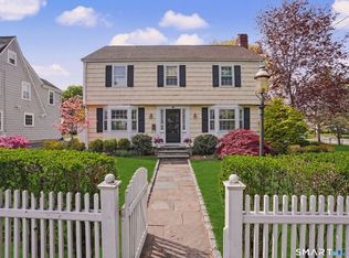 20 Chelsea St, Fairfield, CT 06824