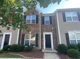 21 Suncrest Ct, Durham, NC 27703