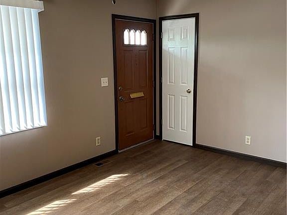 2nd image of 4244 Green Meadows Dr
