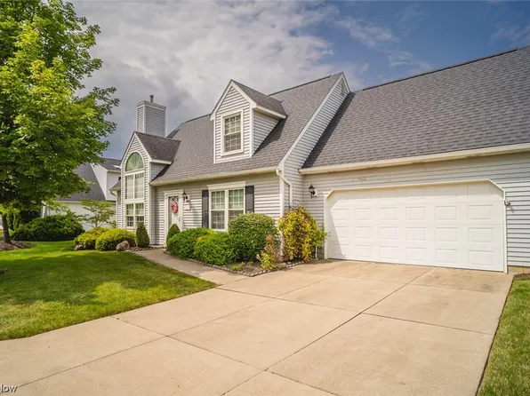 3506 E Prescott Cir, Cuyahoga Falls, OH 44223
