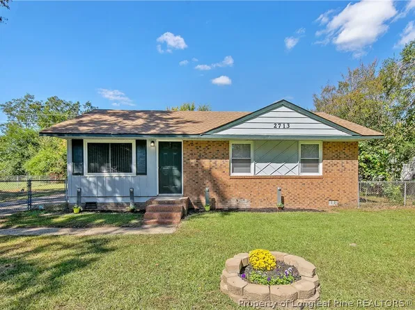 2713 Daly Ave, Spring Lake, NC 28390