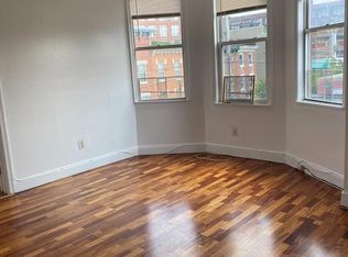 930 S 12th St #3, Philadelphia, PA 19147