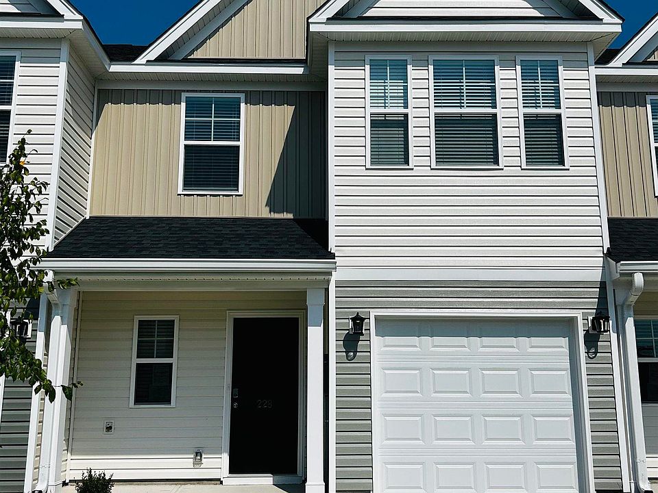 1st image of 228 Carillo Dr