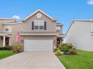 3352 Charlestowne Crossing Dr, Saint Charles, MO 63301