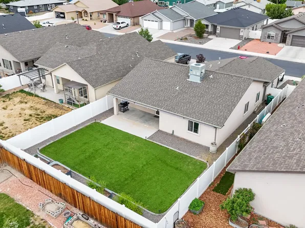 3037 Red Pear Dr, Grand Junction, CO 81504