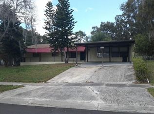 1618 Hampton Rd, Leesburg, FL 34748