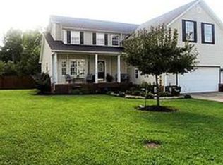 327 Lower Overlook Dr, Hurricane, WV 25526