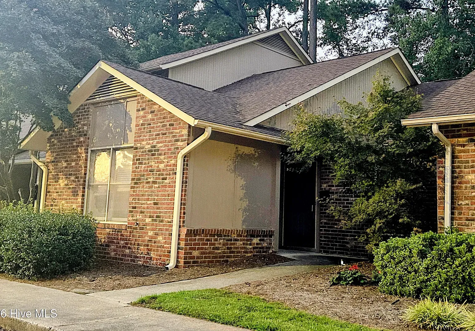 2 bed, 1742 sqft, $1,295 — Photo 2