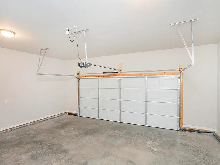3637 Hydes Ferry Rd — Photo 34