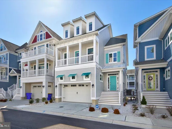 38125 River St #19, Ocean View, DE 19970