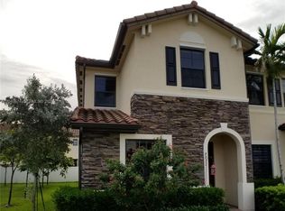 8872 W 35th Ct, Hialeah, FL 33018