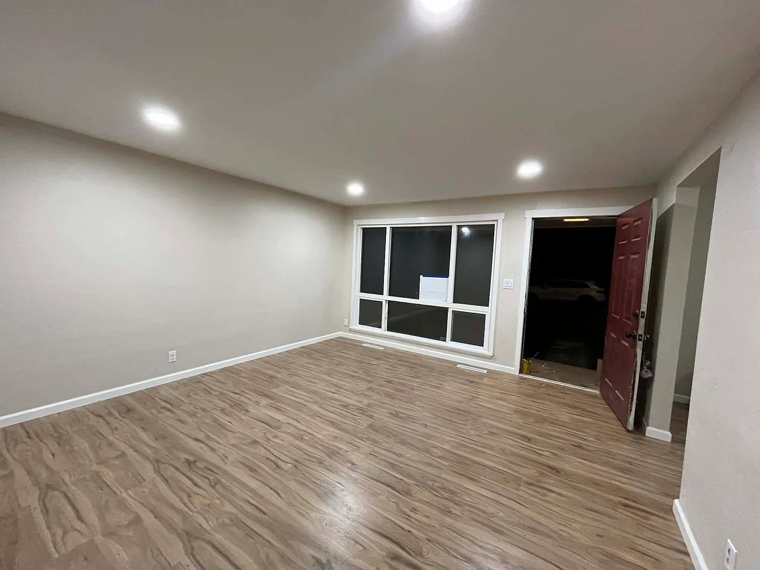 1336 N Lafayette Ave — Photo 2