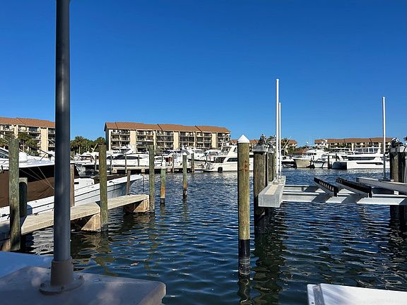 2nd image of 2601 Marina Isle Way #105