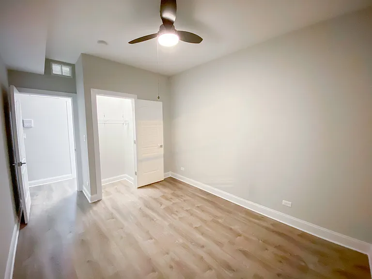 3108 N. Milwaukee Ave. — Photo 13