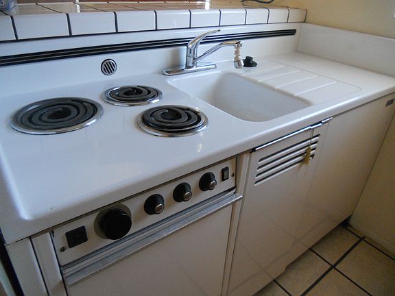 3rd image of 7617 Milton Ave APT J