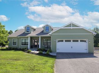 565 Slippery Rock Rd, Slippery Rock, PA 16057