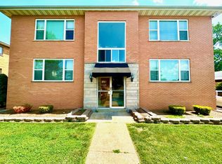 4101 Germania St APT 2B, Saint Louis, MO 63116
