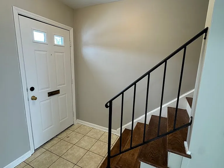 River Oaks Townhomes at Fox Chapel — Photo 49