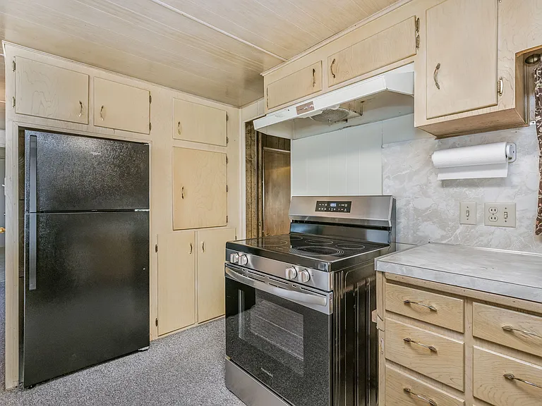 12039 E Frederic Ave — Photo 9
