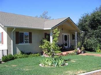 1st image of 535 Skyline Dr