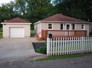 9245 1st St, Berrien Springs, MI 49103