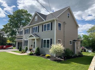25 Ward St, Woburn, MA 01801
