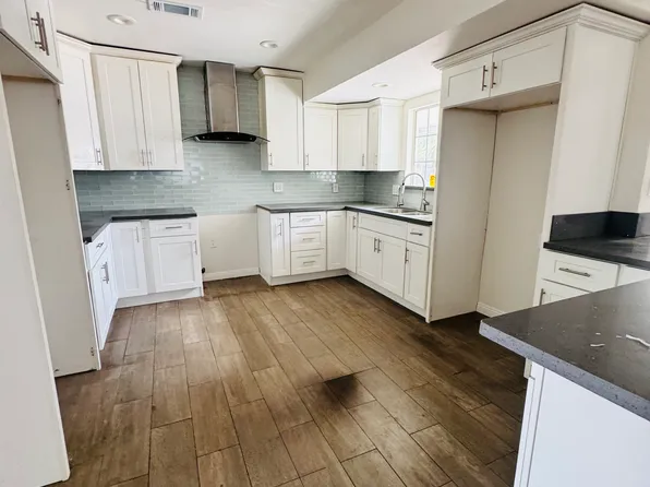 6752 Rostrata Ave, Buena Park, CA 90621