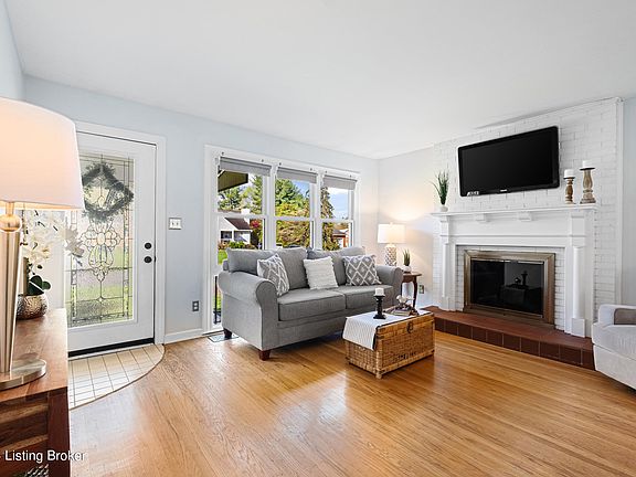 2nd image of 4308 Rockwood Dr