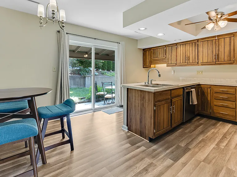 1226 Van Voorhis Rd #G7 — Photo 7