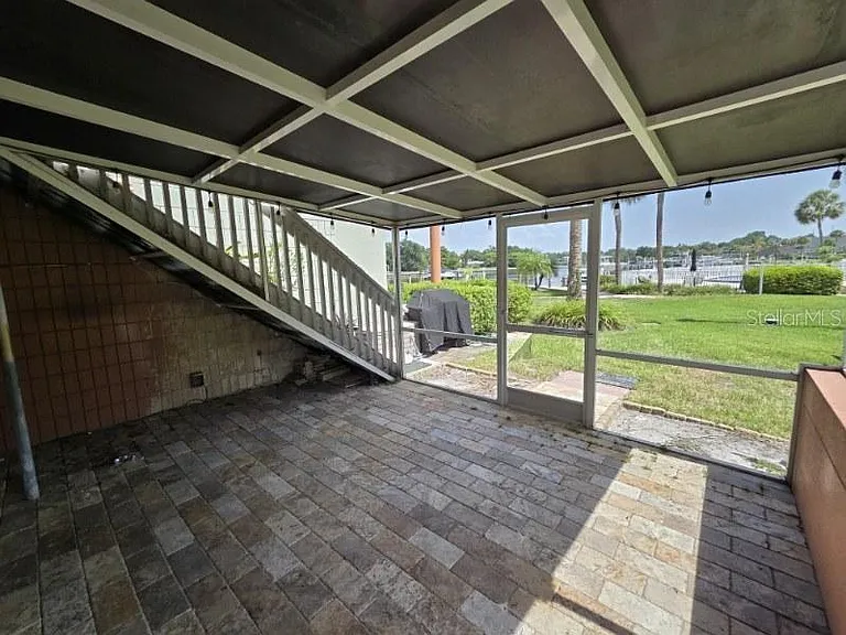 2424 W Tampa Bay Blvd #I103 — Photo 11