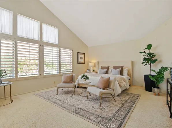 9221 Belcaro Dr, Huntington Beach, CA 92646