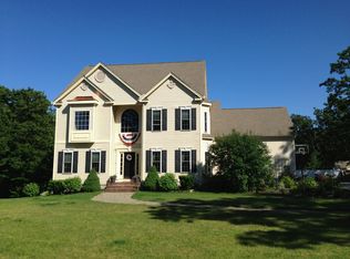 2 Pinnacle Way, Douglas, MA 01516