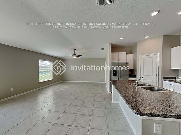 5th image of 1573 Blue Rose Dr