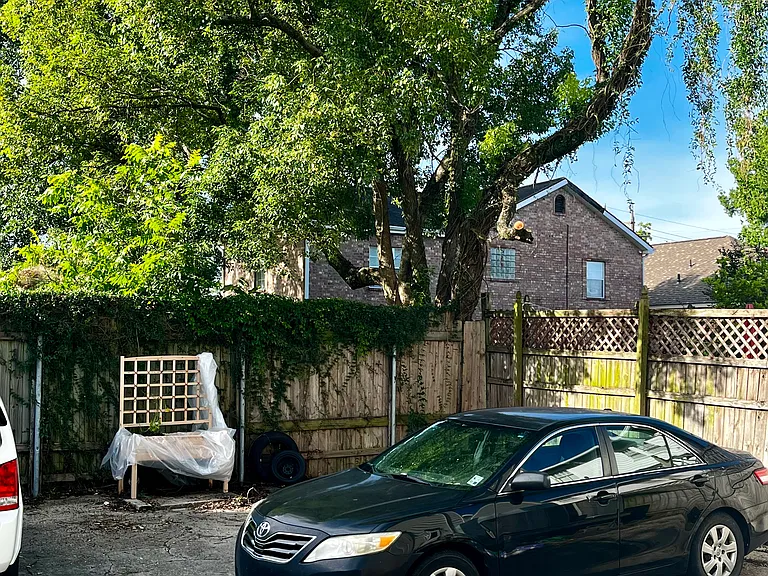 2671 Gladiolus St — Photo 15