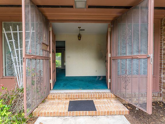 5th image of 4368 SAVANNAH Avenue