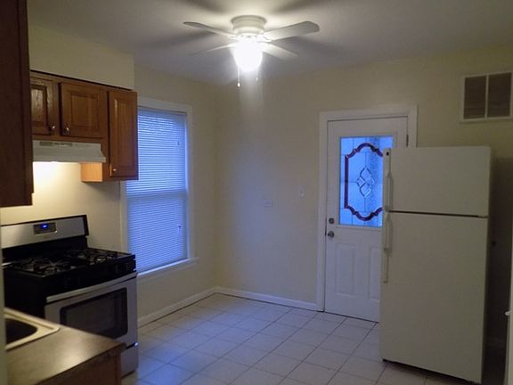 2nd image of 7508 N Wolcott Ave #2