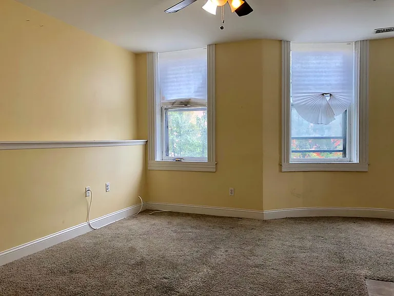 Apartment Units in Old Goucher, Baltimore, MD! — Photo 16