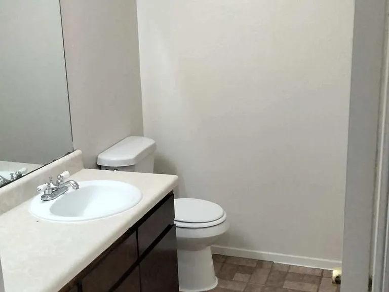 1074 Enfilar Ln — Photo 2