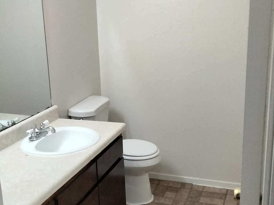 2nd image of 1074 Enfilar Ln