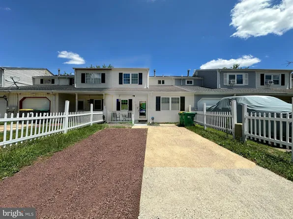 519 Blackbird Dr, Bear, DE 19701