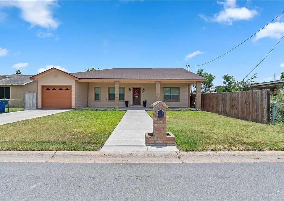 810 N 2 1/2 St