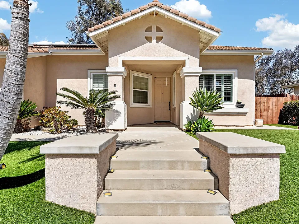1528 Knoll Park Gln