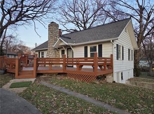 3831 NE Antioch Rd, Kansas City, MO 64117