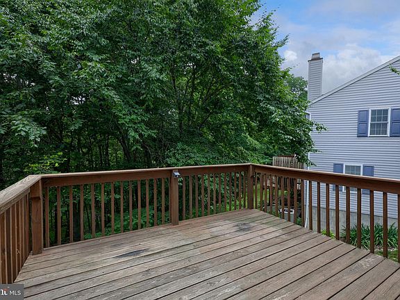 5th image of 101 Top Land Dr