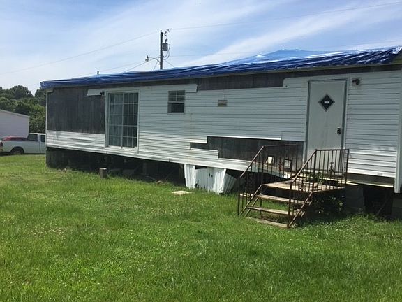 3rd image of 311 Cooper Dr