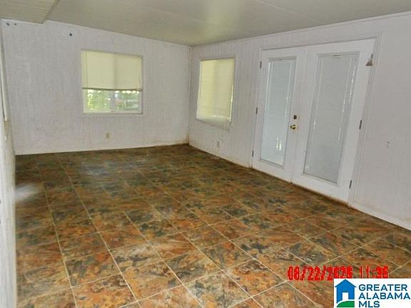 4th image of 567 Pea Ridge Dr