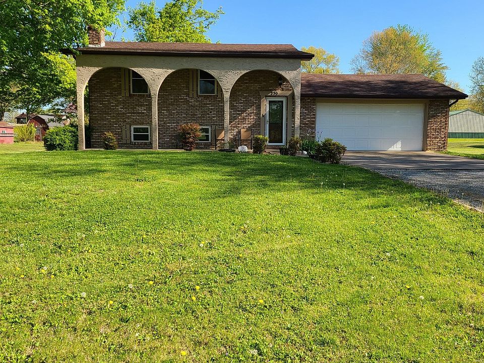 1st image of 239 Wellington Dr