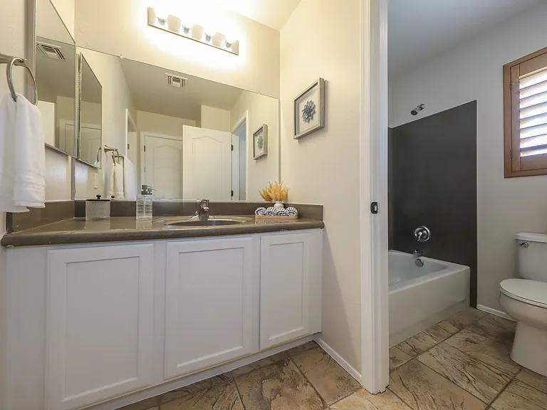 1680 W Homecoming Way — Photo 32