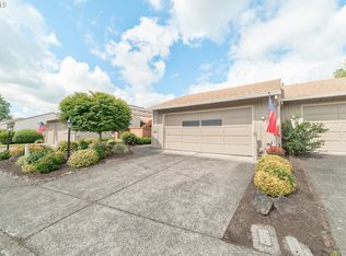 15395 SW Oaktree Ln, Tigard, OR 97224